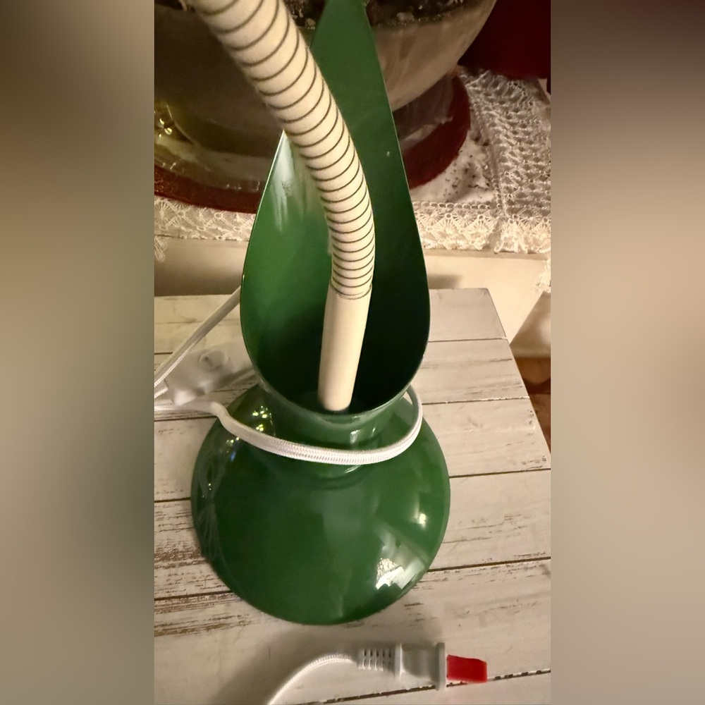 Urban Outfitters Mushroom Table Task Lamp - Picture 5 of 5